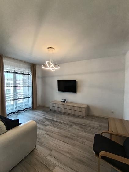 Apartament cu 3 camere decomandat în Lujerului