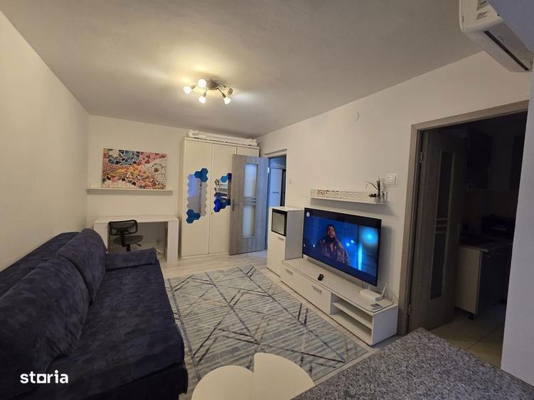 Garsoniera centru-zona Ciuperca renovata,izolata,contorizata - 5