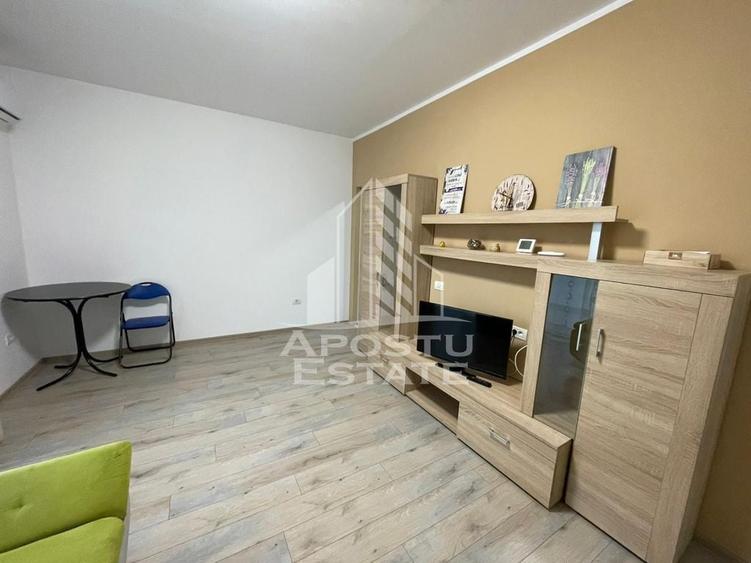 Apartament cu 2 camere semidecomandat în Dumbrăvița