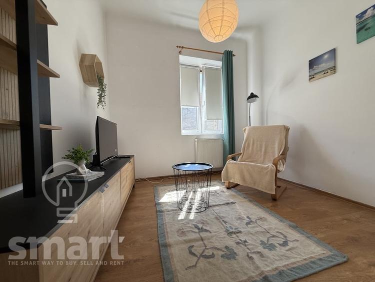 Apartament cu 2 camere decomandat, mobilat în Central