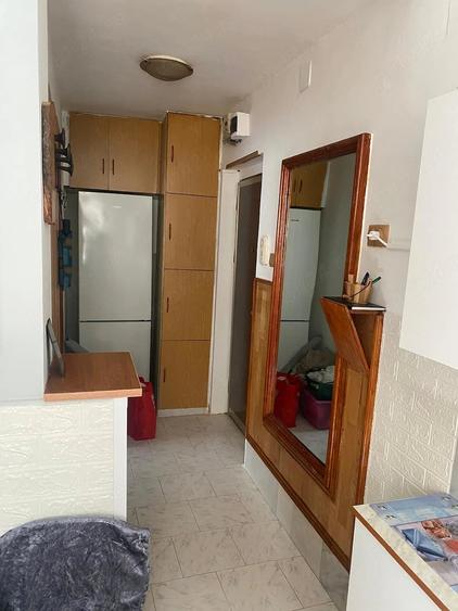 Apartament cu 2 camere decomandat în Dâmbu Pietros