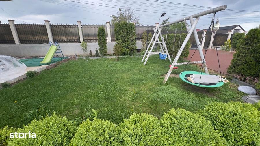 Casă cu 4 camere cu Teren 350 Mp în Lumina