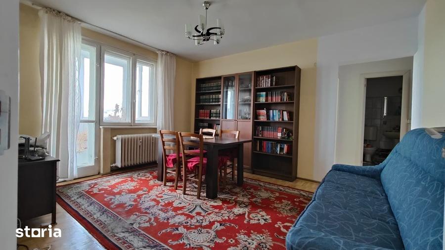 Apartament cu 3 camere semidecomandat în Tei — fotografia 1