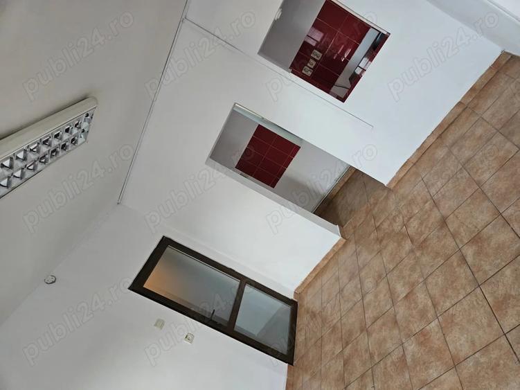 Spațiu comercial, de 60 mp, în Calea Dumbrăvii