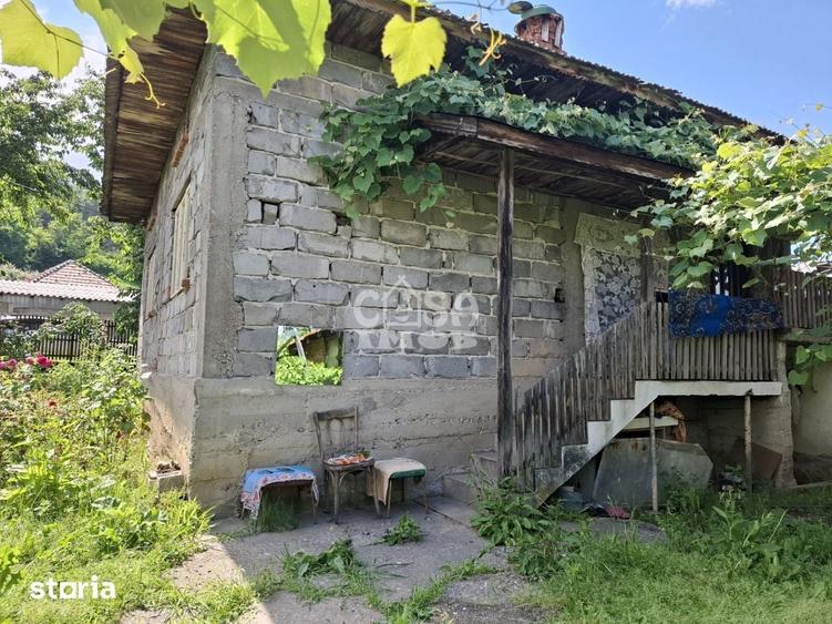 Casă cu 3 camere cu Teren 1291 Mp în Dragodănești