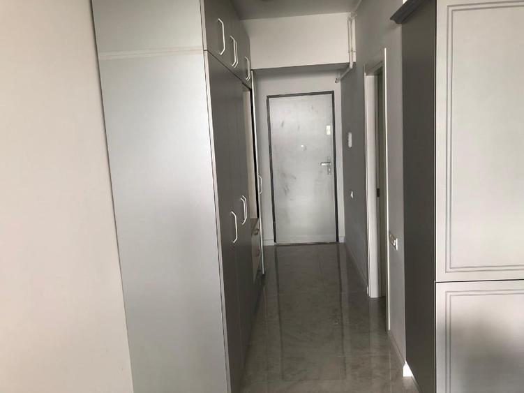 Apartament cu 2 camere semidecomandat, mobilat în Central