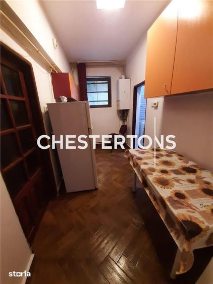 Apartament cu 3 camere decomandat în Tineretului