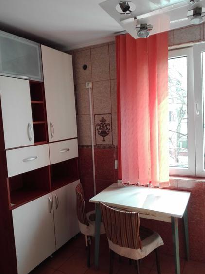 Garsonieră decomandată în Berceni