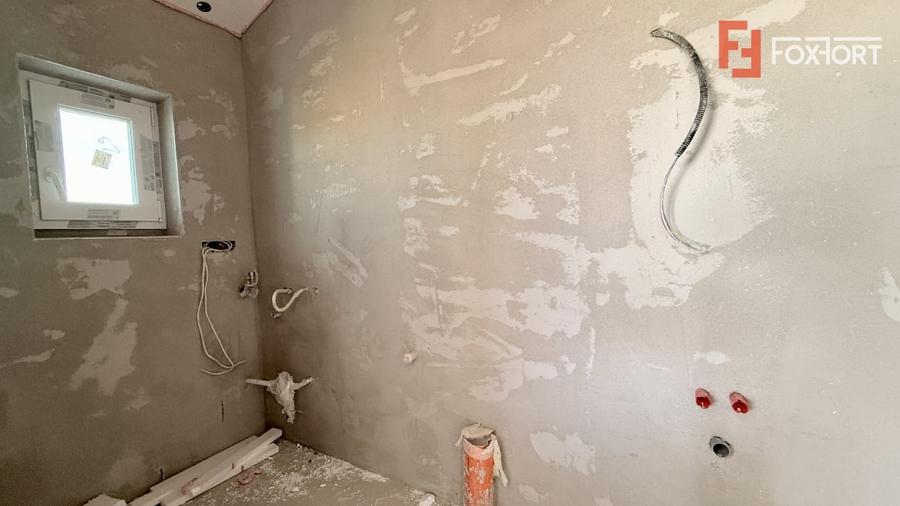 Duplex cu 3 camere cu Canalizare în Moșnița Veche