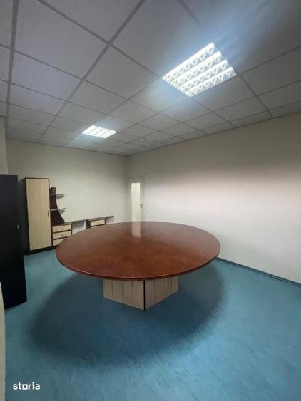 Spațiu comercial, de 102 mp, în Independenței