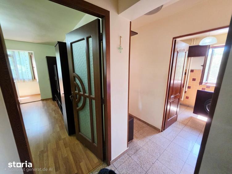 Apartament cu 3 camere decomandat în Vest