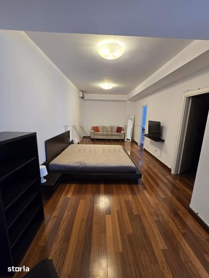 Apartament cu 5 camere în Herăstrău