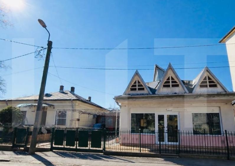 Casă individuală cu 5 camere cu Canalizare în Central