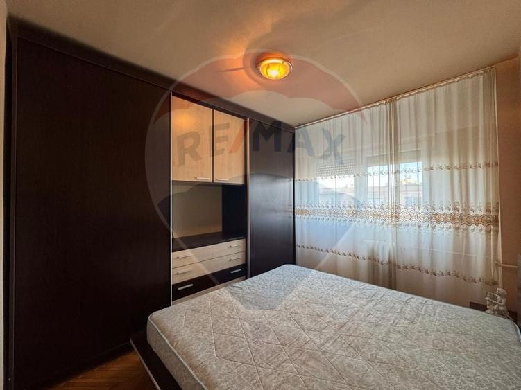 Apartament cu 2 camere semidecomandat în Miorița