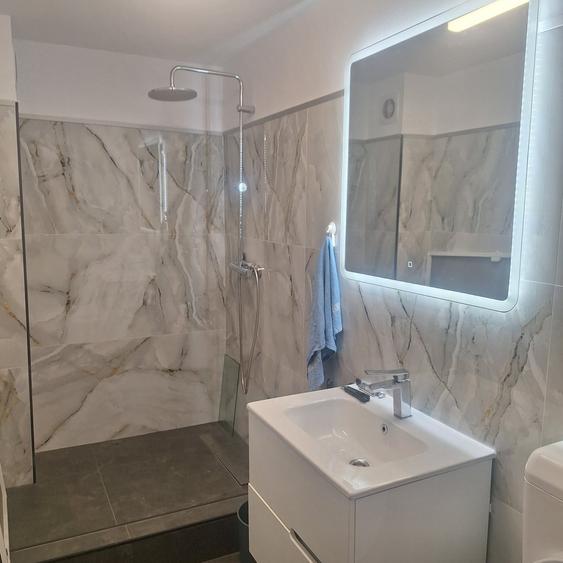 Apartament decomandat în Sebastian