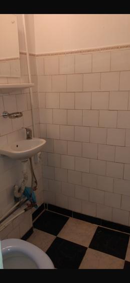Apartament cu 3 camere decomandat în Rahova