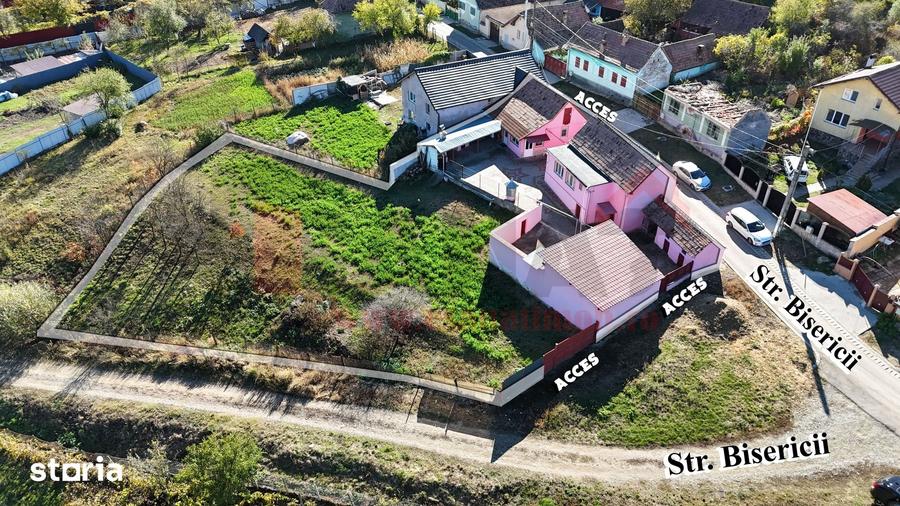 Casă cu 4 camere cu Teren 1456 Mp în Slimnic