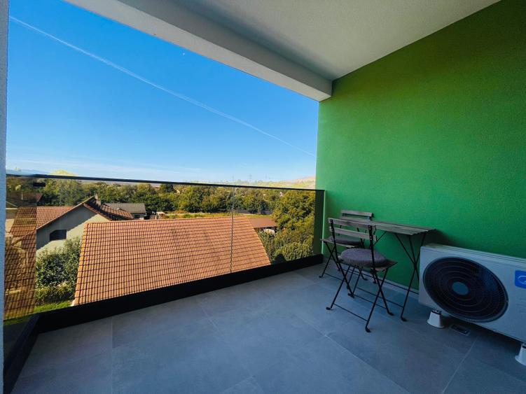 Apartament cu 2 camere semidecomandat în Florești