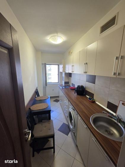 Ghica Tei, la Facultatea de Constructii, in bloc reabilitat,2 lifturi - 2