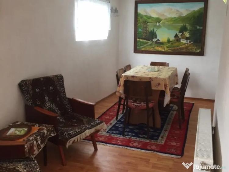 Casă cu 5 camere cu Teren 1007 Mp în Aranghel