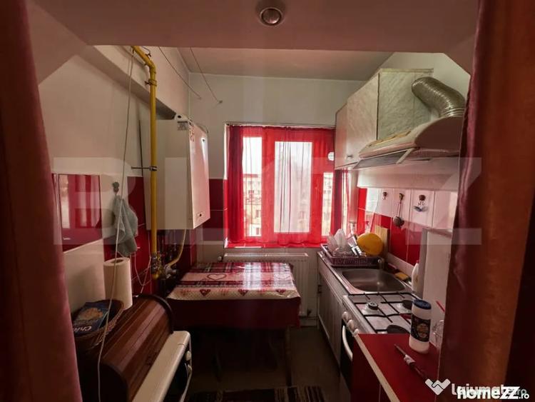 Apartament cu 2 camere decomandat în Lotrului