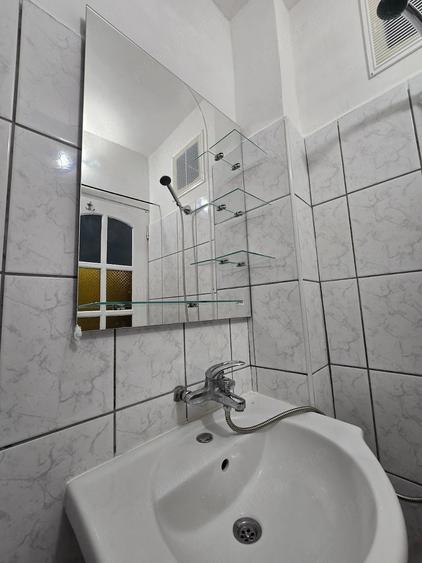 Garsonieră semidecomandată în Buziașului
