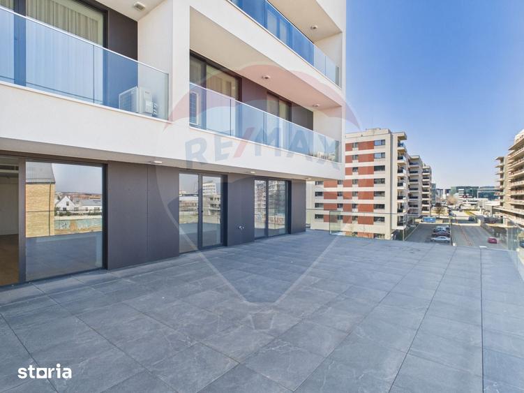 Apartament cu 4 camere în Central