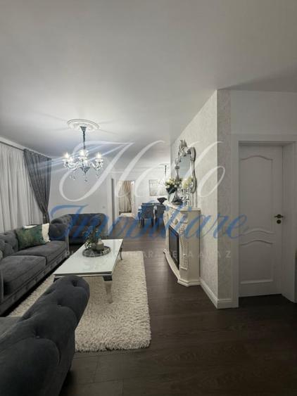 Apartament cu 3 camere decomandat în Florești