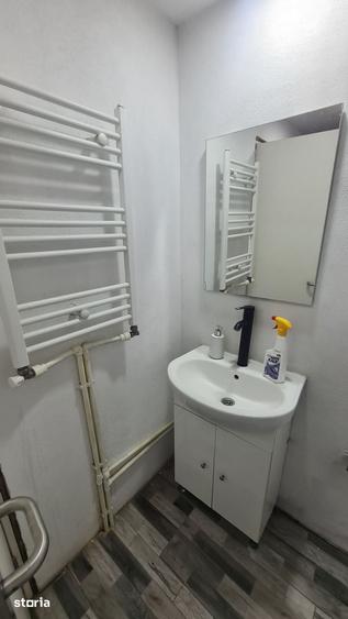 Casă cu 3 camere cu Teren 2157 Mp în Merișani