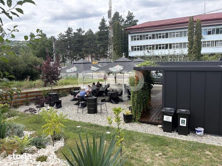 Casă cu 4 camere cu Teren 2100 Mp în Arefu