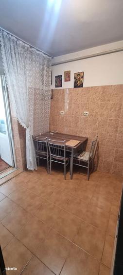 Apartament cu 3 camere în Nicolina