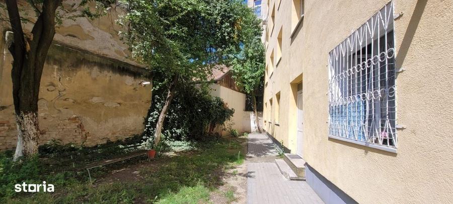 Apartament cu 2 camere decomandat în Horea