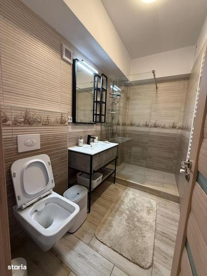 Apartament cu 4 camere, mobilat în Unirii