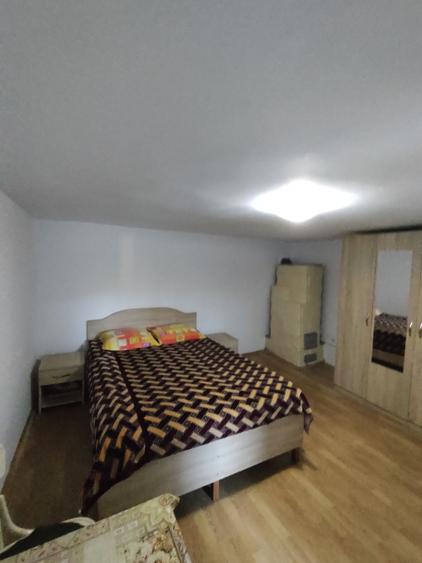 Casă cu 3 camere în Poiana Țapului