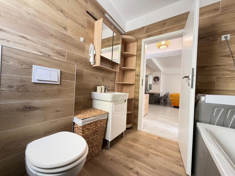 Apartament cu 2 camere decomandat în Torontalului