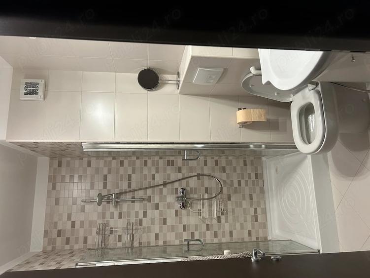 Garsonieră decomandată în Băneasa