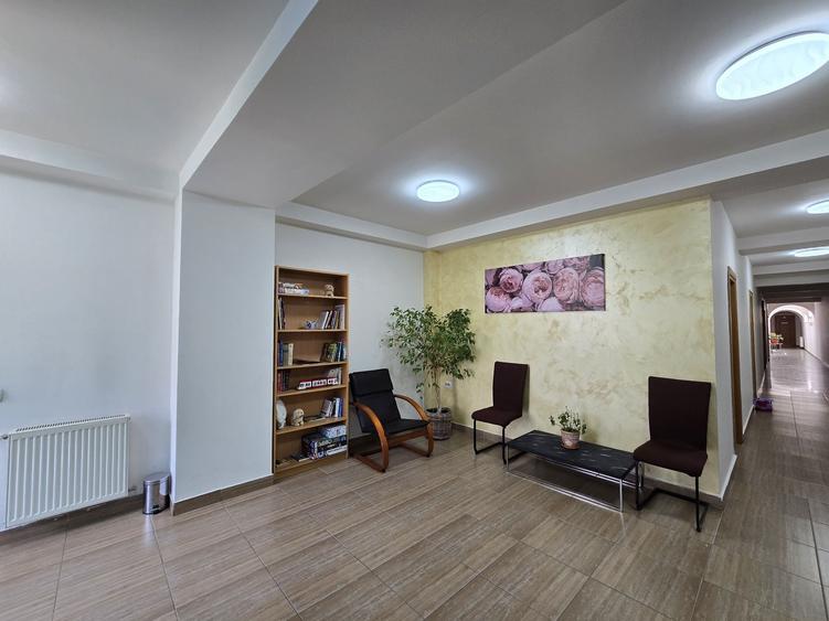 Spațiu comercial, de 15 mp, în Mihai Bravu