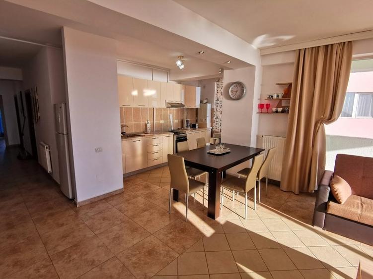 Apartament cu 3 camere decomandat, mobilat în Nord