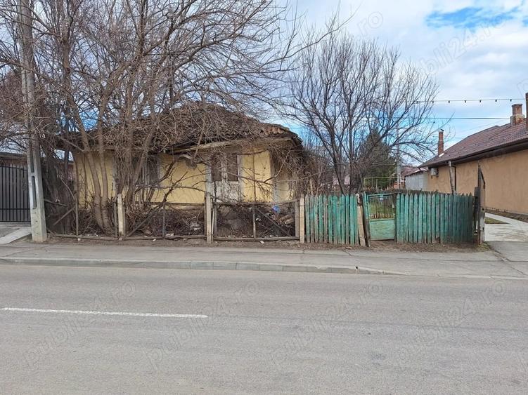 Casă cu Teren 383 Mp în Central