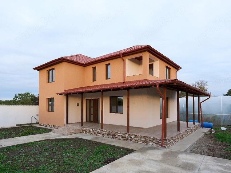 Casă cu Teren 440 Mp în Chiscani