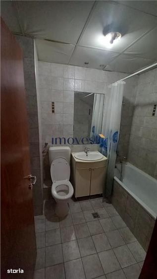 Apartament cu 3 camere decomandat în Burdea