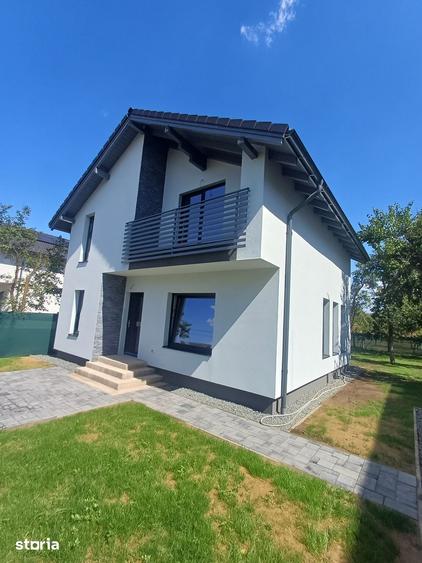 Casă cu 3 camere cu Teren 540 Mp în Central