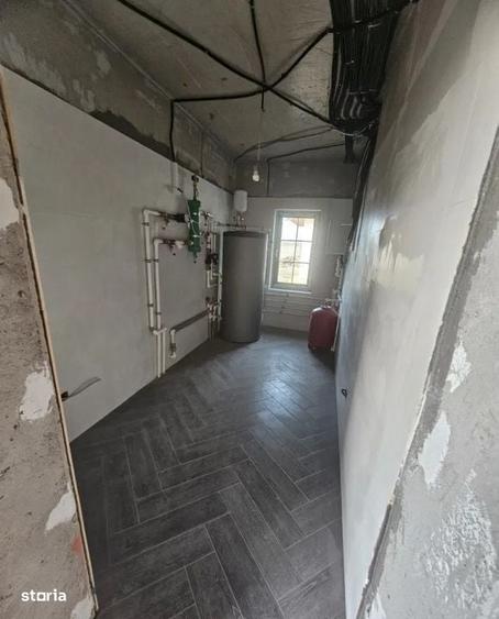 Casă cu 4 camere în Vârteju