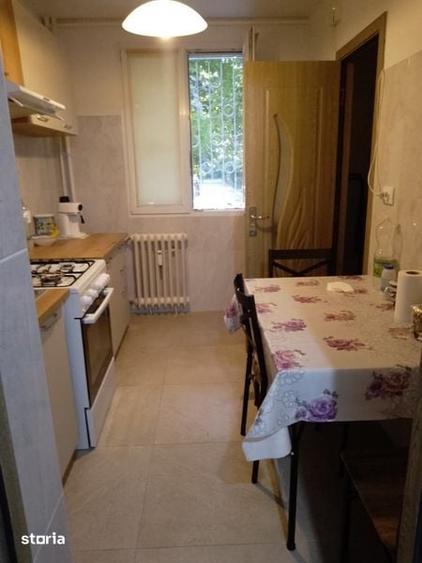 Inchiriez apartament cu 3camere decomandat sector 6 - 3