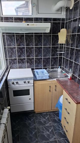 Apartament cu 3 camere decomandat în Soarelui