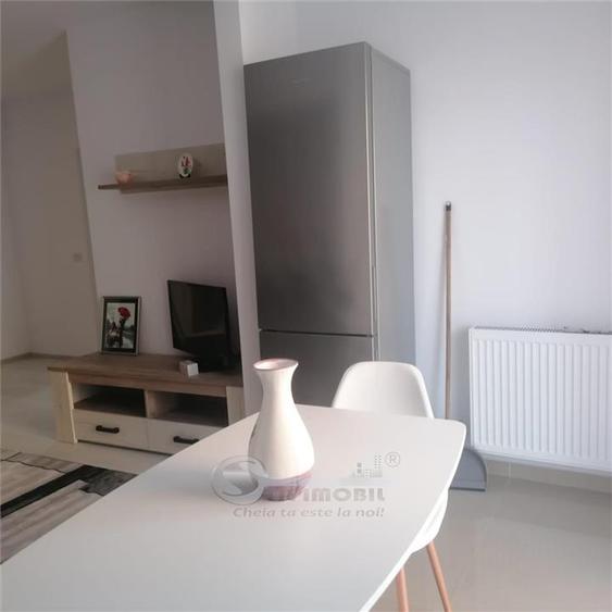 Apartament cu 2 camere decomandat în Aeroport