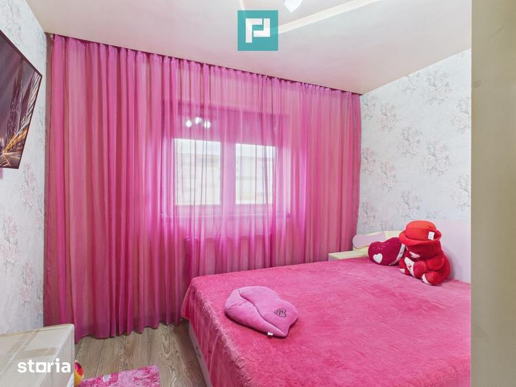 Apartament cu 4 camere decomandat în Aurel Vlaicu