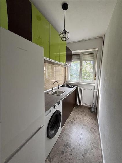 Apartament cu 2 camere semidecomandat în Rogerius