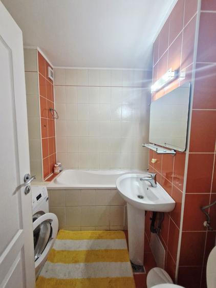 Apartament cu 4 camere decomandat în Ultracentral