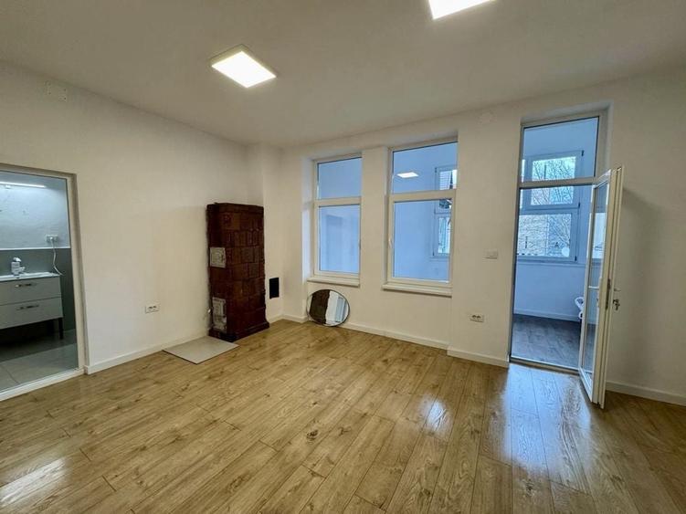 Spațiu comercial, de 28 mp, în Ultracentral